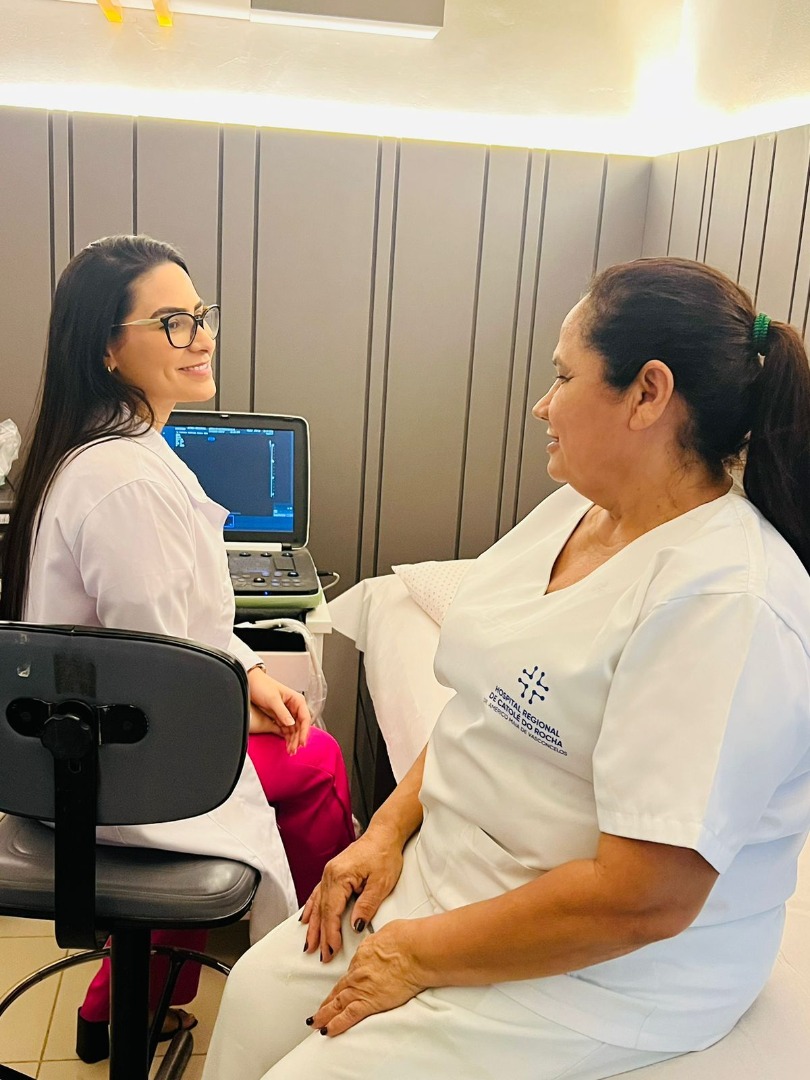 Funcionárias do Hospital de Catolé do Rocha fizeram exames de ultrassom pelo Outubrro Rosa.jpg