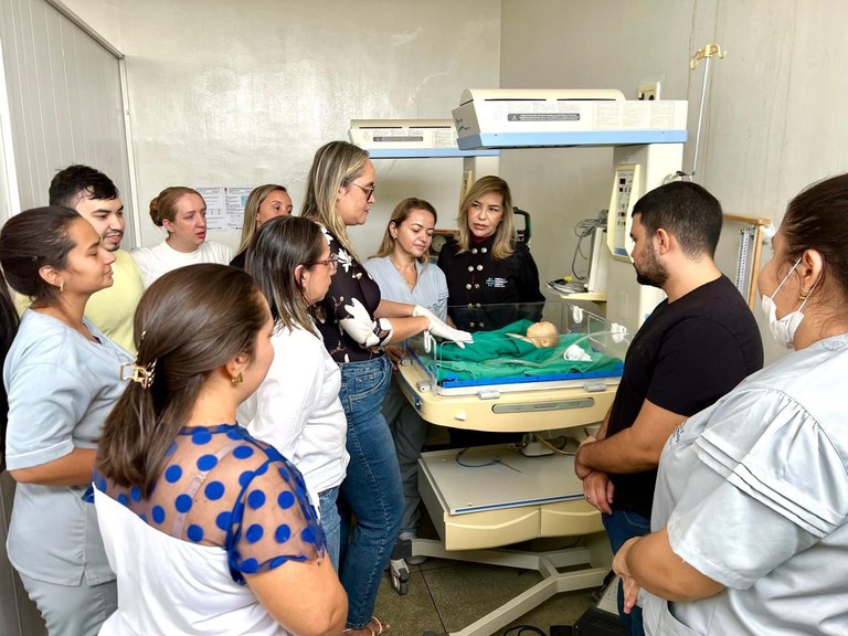 Treinamento incluiu atualização de protocolos no cuidado com recém-nascidos.jpg