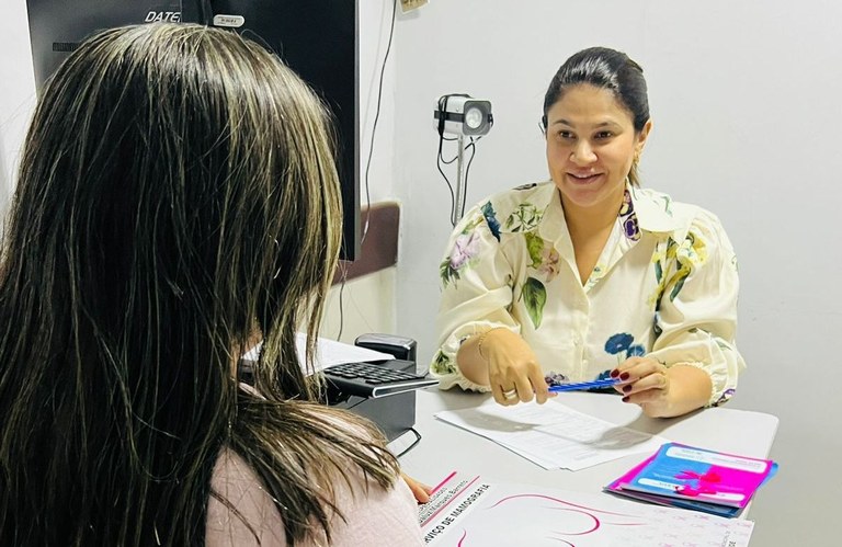 A ação fez parte das atividades do Hospital de Catolé do Rocha na campanha Outubro Rosa.jpg