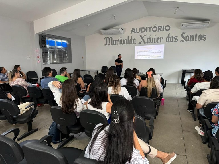 O treinamento foi realizado na sede da 6ª Gerência de Saúde, em Patos.jpg