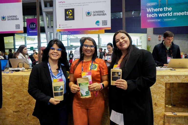 WhatsApp Image 2025-11-13 at 13.57.19.jpeg