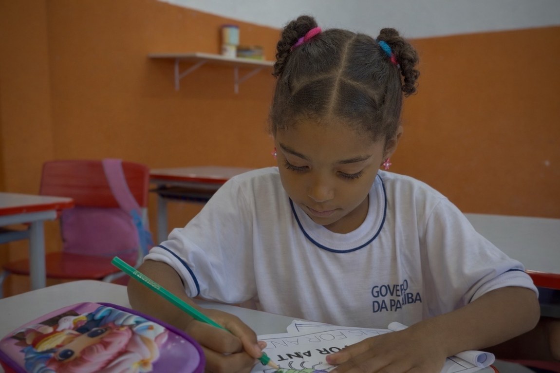 Governo da Paraíba divulga lista de escolas premiadas e apoiadas no Prêmio Escola Referência em Aprendizagem