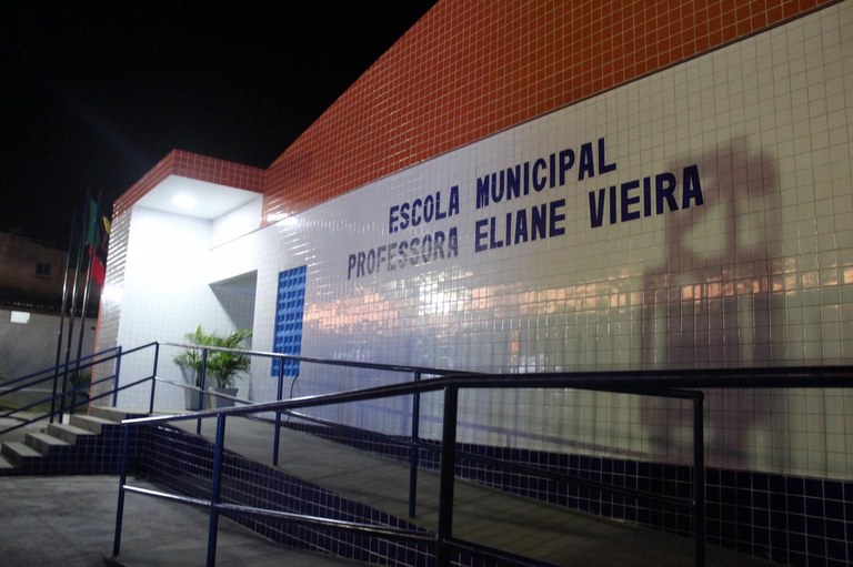 Governo ianugura escola municipal em umbuzeiro (4).jpeg