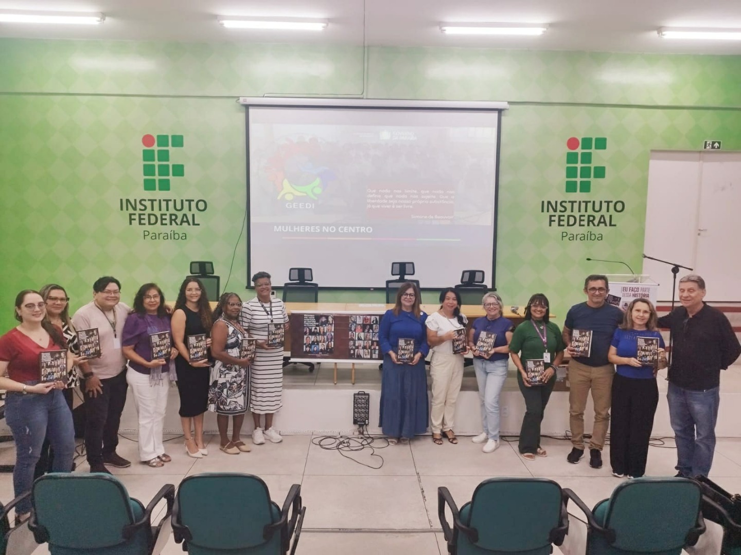 Autoras do Livro Mulheres que Fazem Acontecer no Sistema Penitenciário da Paraíba participam de Roda de Conversa no IFPB_1.jpg