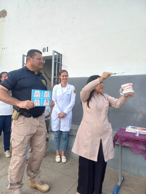 Assitência à Saúde  na Cadeia de Serra Branca_3.jpg