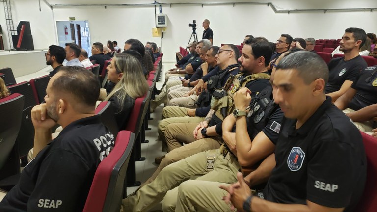Especialistas do Plano Pena Justa da Senappen ministram oficina para elaboração de planos estaduais_7.jpg