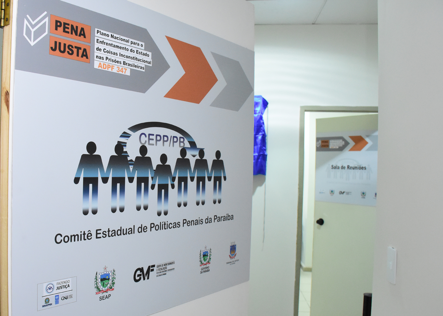 Fórum Criminal de João Pessoa ganha nova sala do CEPP-PB durante celebração aos 100 dias do Desembargador Fred Coutinho_6.jpg