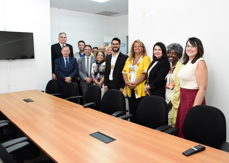 Fórum Criminal de João Pessoa ganha nova sala do CEPP-PB durante celebração aos 100 dias do Desembargador Fred Coutinho_7.jpg