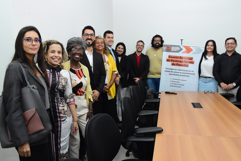 Fórum Criminal de João Pessoa ganha nova sala do CEPP-PB durante celebração aos 100 dias do Desembargador Fred Coutinho_8.jpg