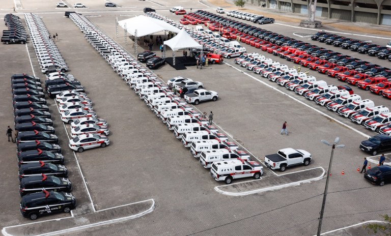 governador entrega viaturas à Policia Penal e demais forças de segurança24.jpeg