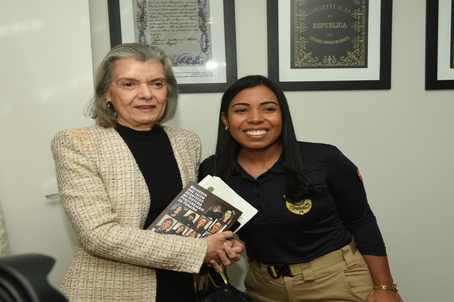 livro Mulheres que fazem acontecer no sistema penitenciário da Paraíba_Seap Paraíba17.jpeg