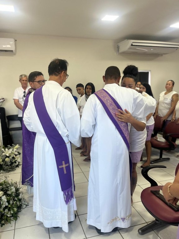 Missa de Natal na Penitenciária Maria Júlia Maranhão celebra fé e dignidade humana_3.jpg