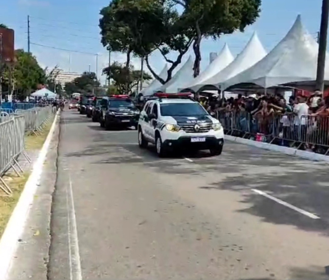 Seap marca presença no desfile cívico-militar_7.jpg