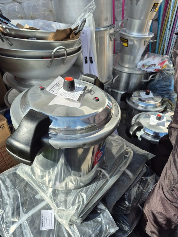 Seap-PB entrega kits de higiene e utensílios de cozinha para a Penitenciária Sílvio Porto_12.jpg