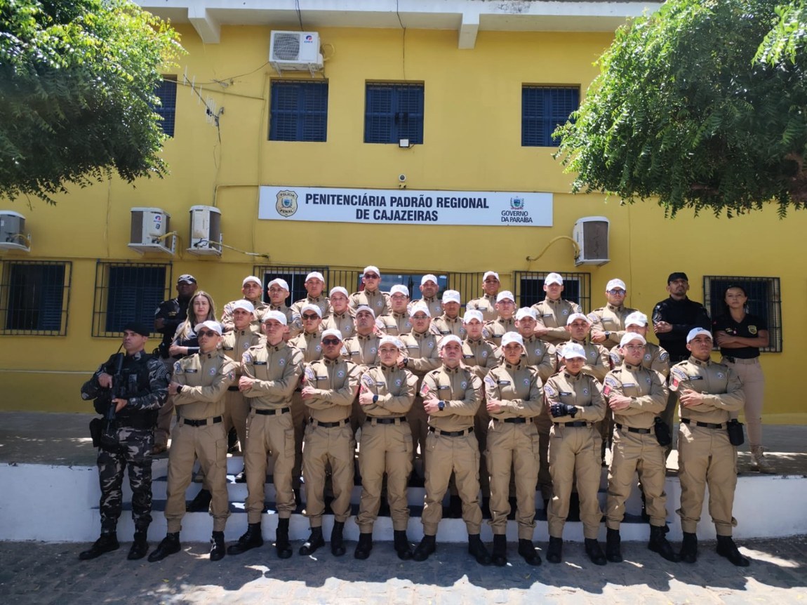 Alunos da Polícia Militar de Cajazeiras visitam o Presídio Padrão