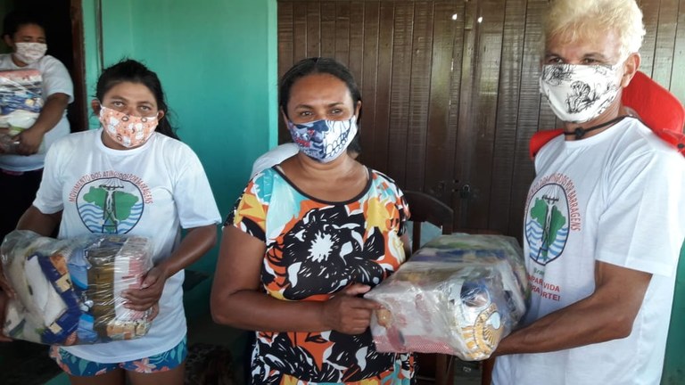 entregas cestas básicas a atingidos por barragens