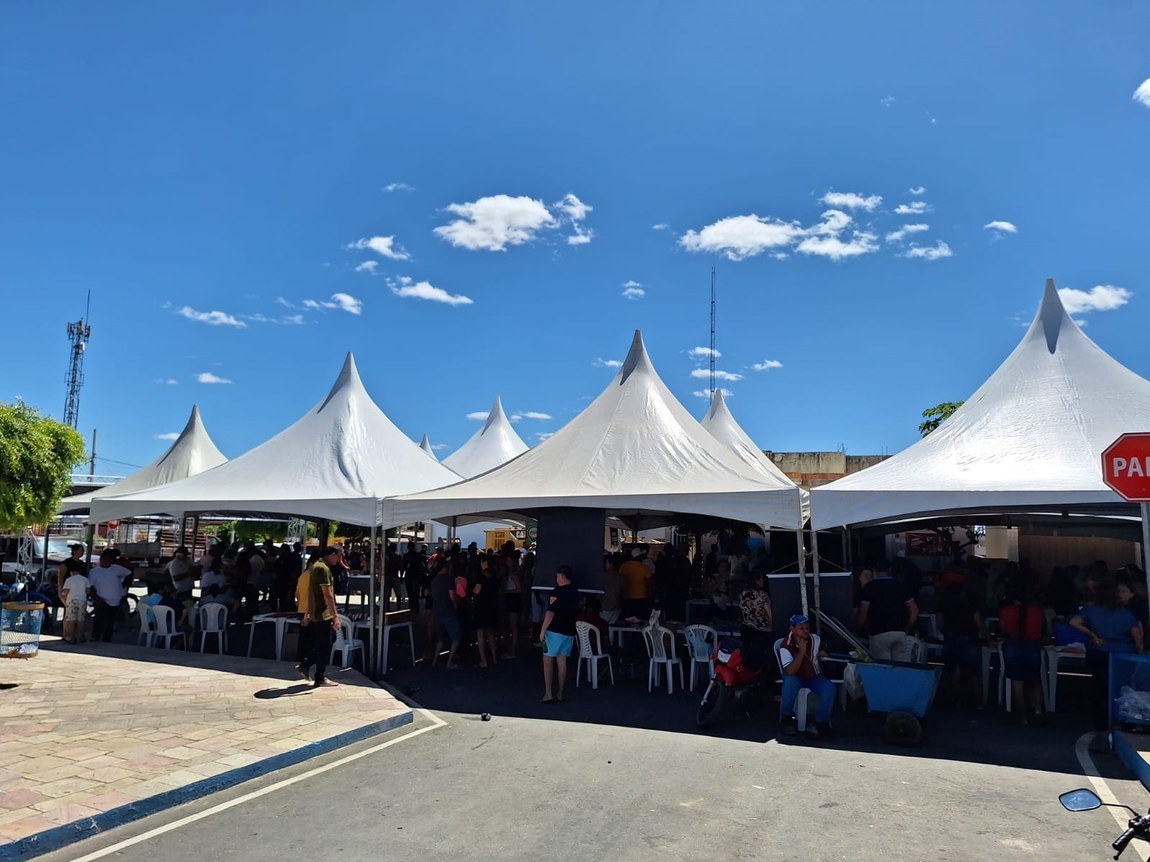 Feira da Agricultura Familiar de Cajazeirinhas supera expectativa de público e vendas