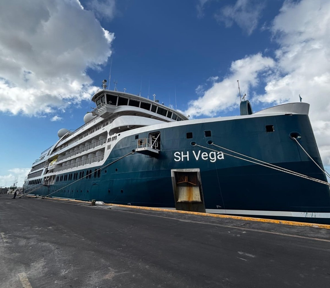 Paraíba retoma turismo de cruzeiros de luxo com a chegada de navio da Swan Hellenic ao Porto de Cabedelo