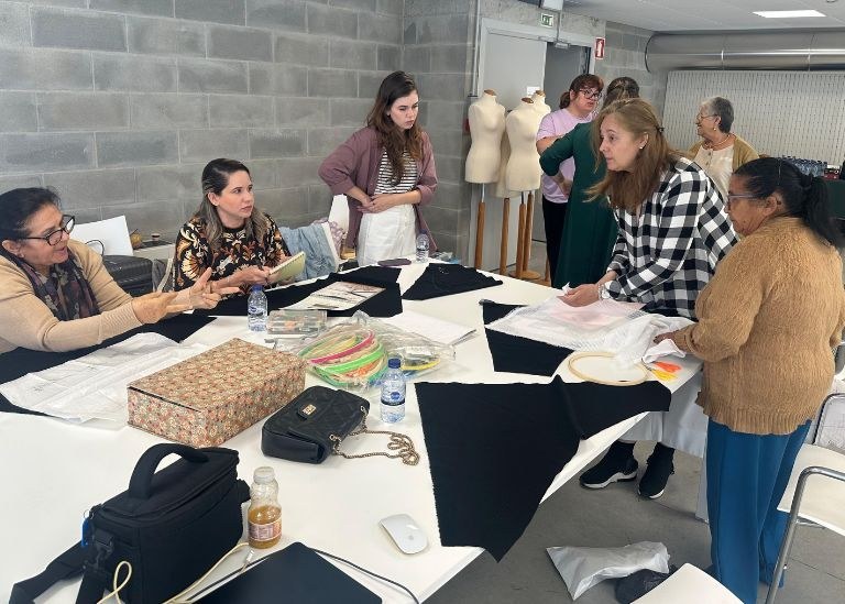 Artesãs da Paraíba representam o Brasil em oficina internacional de bordado em Portugal com agenda estratégica de cooperação